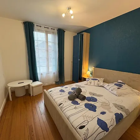 Le Bleu Des Pyrénées Lourdes