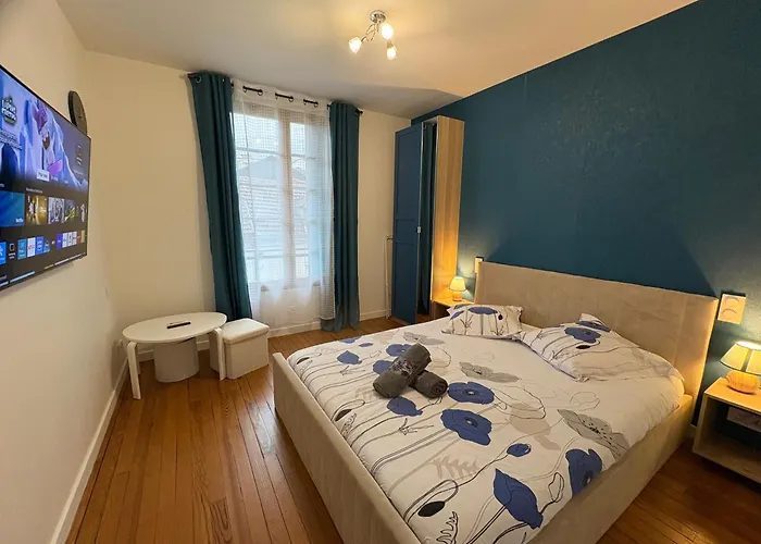 Le Bleu Des Pyrénées Lourdes